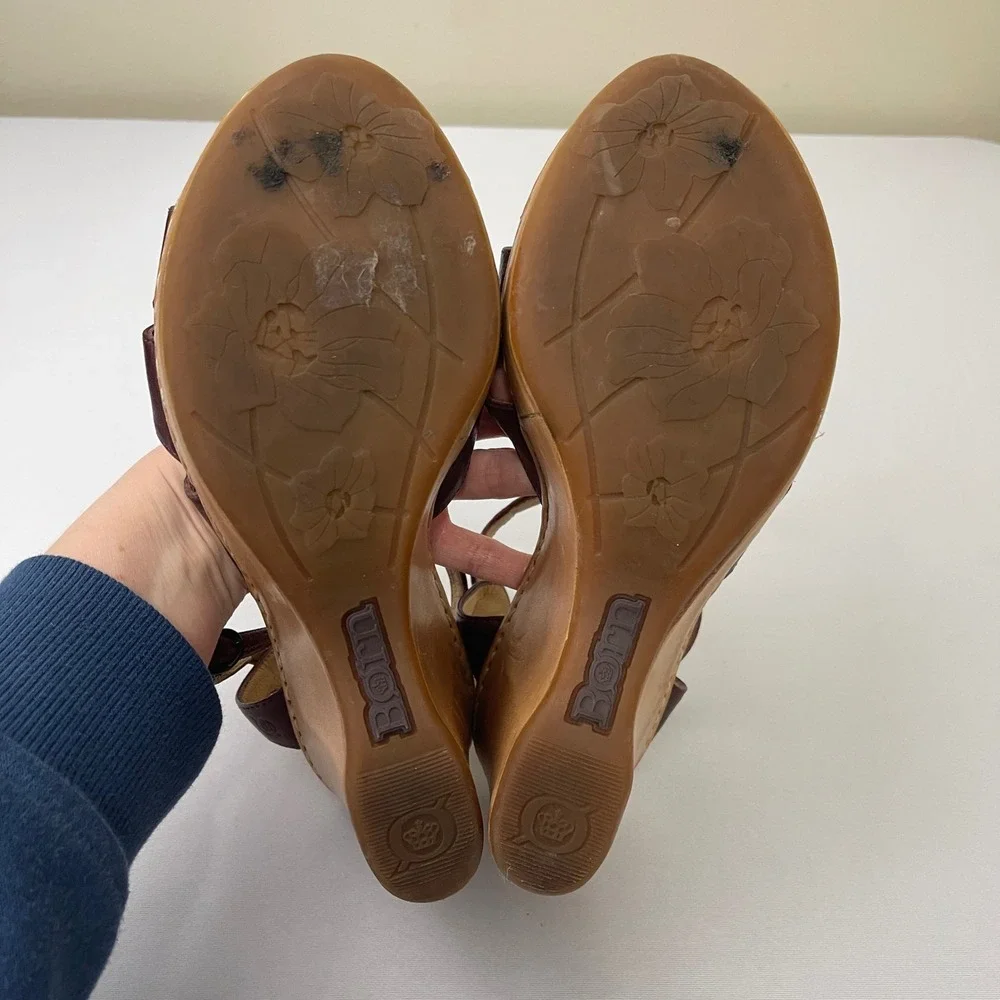Born‎ Womens Leather T Strap Wedge Sandals Brown Size 10/42 Robin Cliff Side